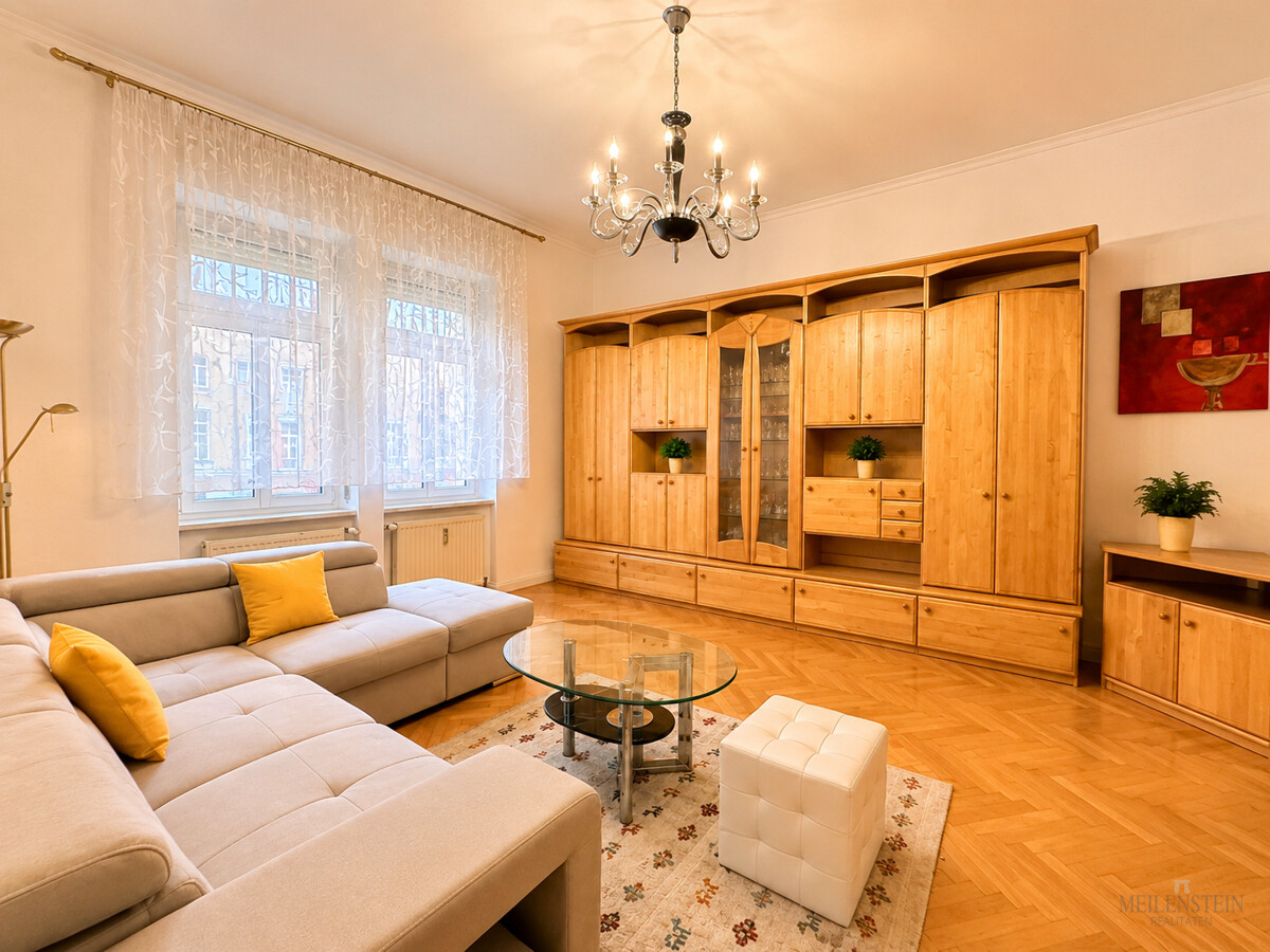 WOHNUNG