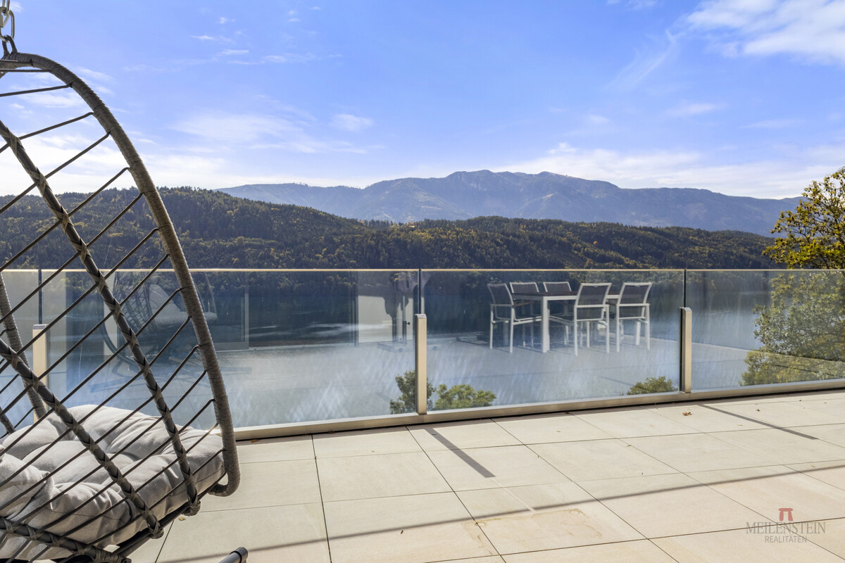Terrasse mit Seeblick