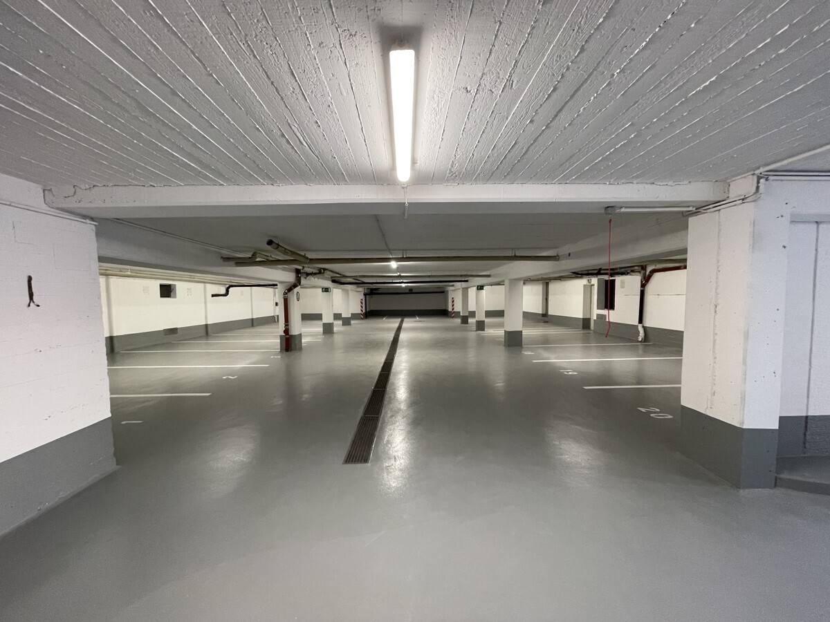 Garage 1
