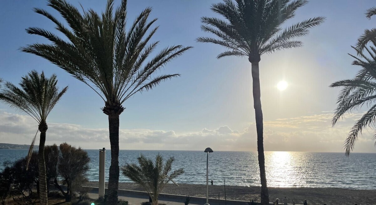 8ed96c27-f258-4b73-8bdf-df23a5331473