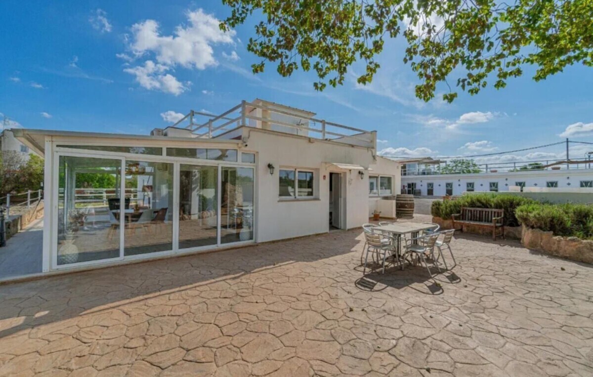 12d41ad9-6001-4871-bd41-d10e1a42025c