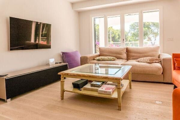 WhatsApp Image 2024-09-25 at 11.04.20 (10)