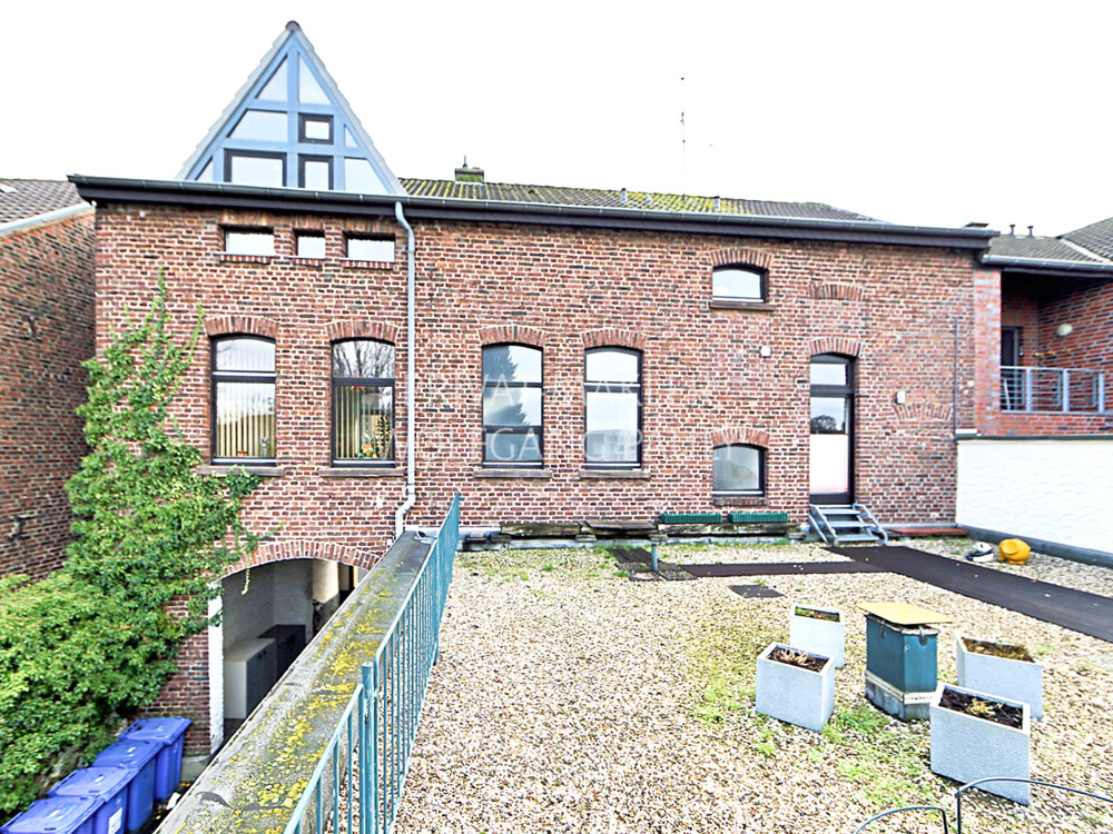 Real Estate Title Image Background