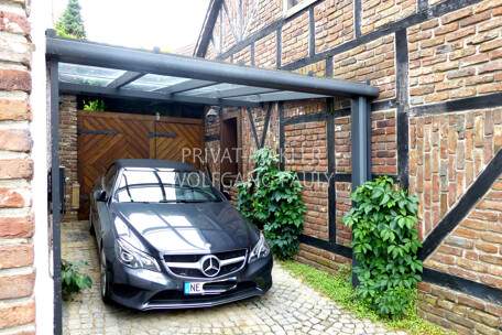 Entree/ Carport 2024