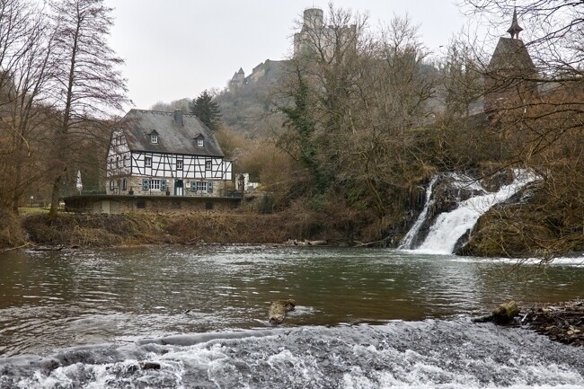 Gasthaus in Alleinlage