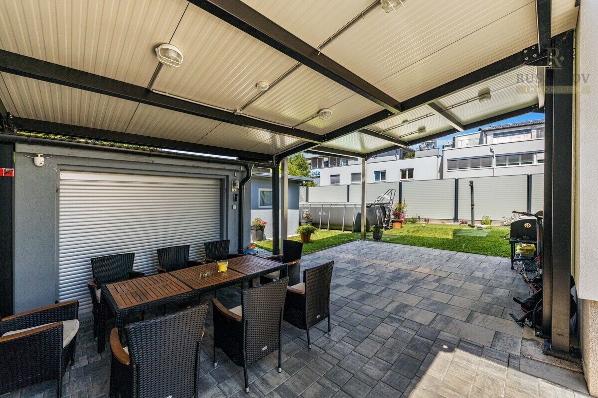 Überdachte Terrasse
