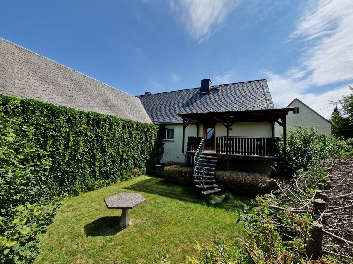 Whg. 1. OG - Balkon und abgegrenzter Garten