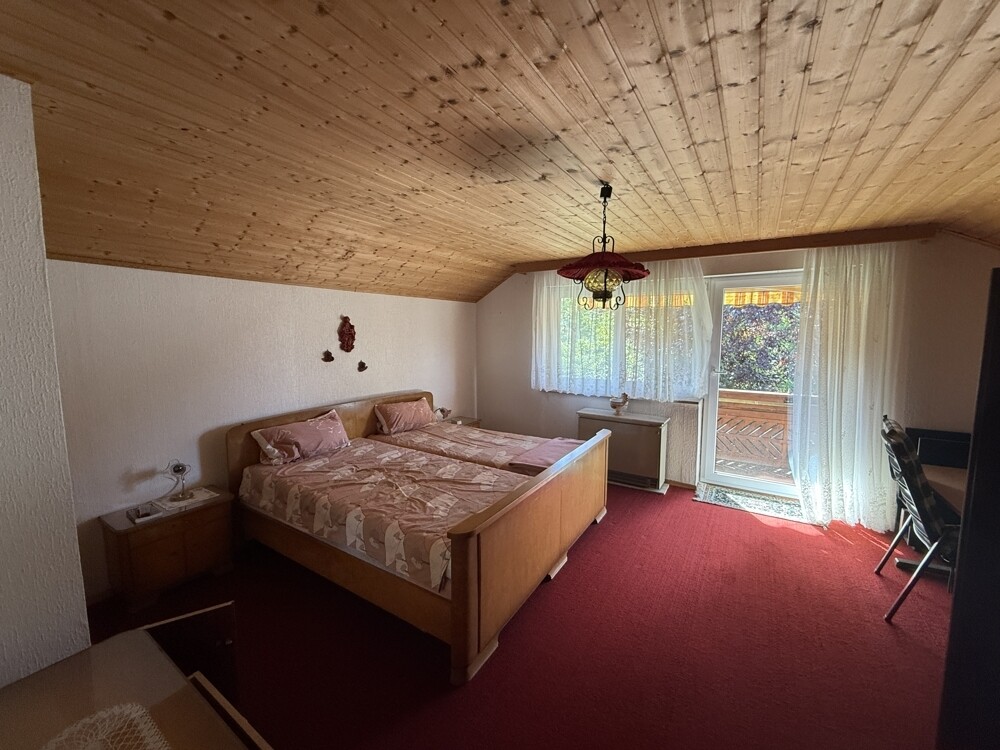 Schlafzimmer DG