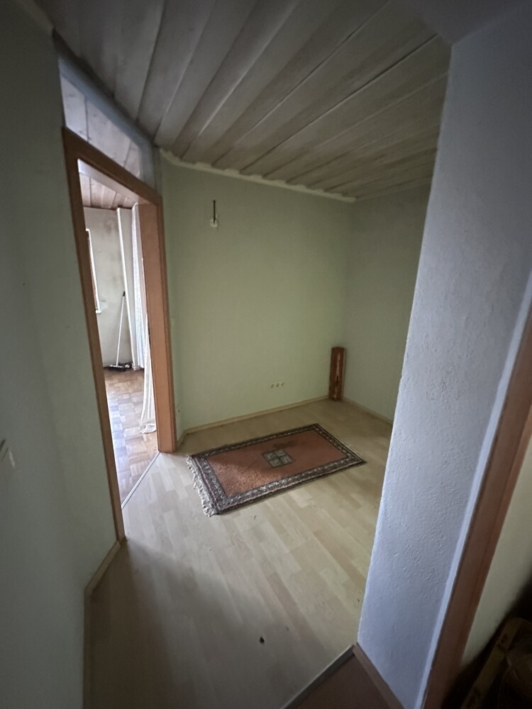 Flur zwischen Wohnzimmer und Schlafzimmer EG