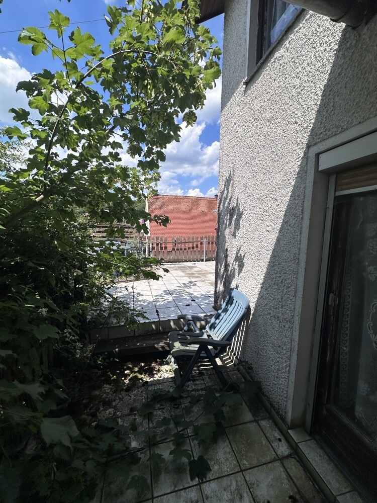 Zugang Terrasse auf Garage