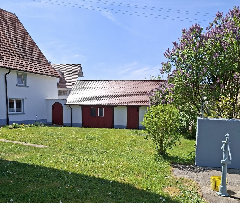 Rückwärtiger Hof- und Gartenbereich mit hoher Privatsphäre