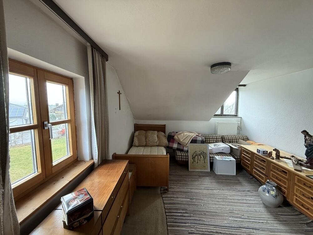 Zimmer 1 OG