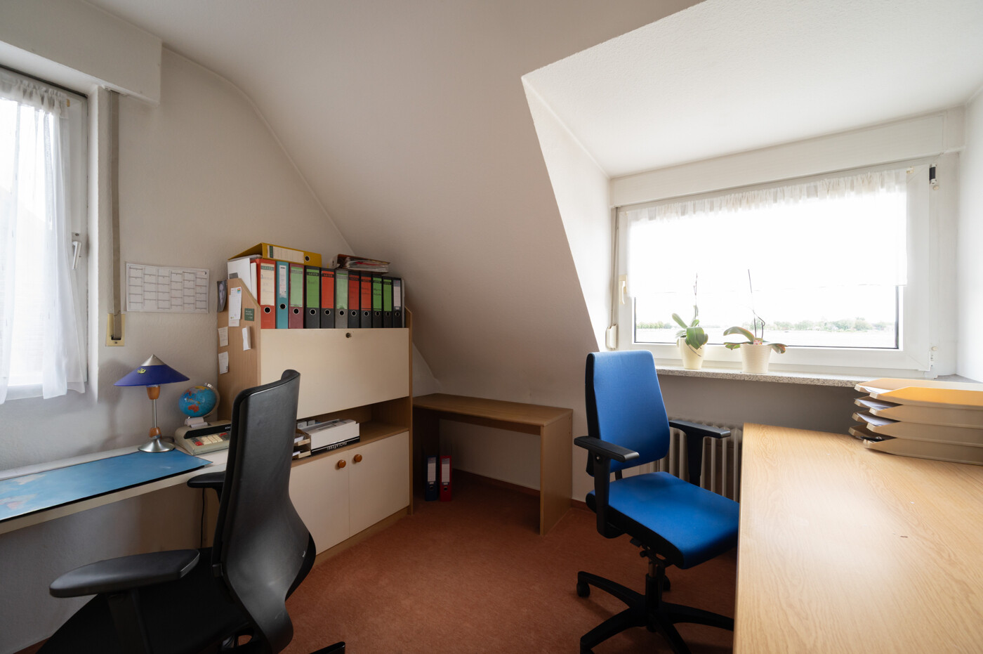 ARBEITSZIMMER/GÄSTEE