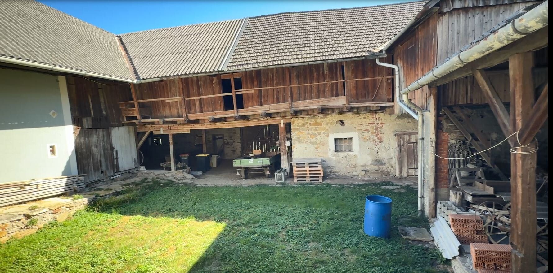 Hof 3