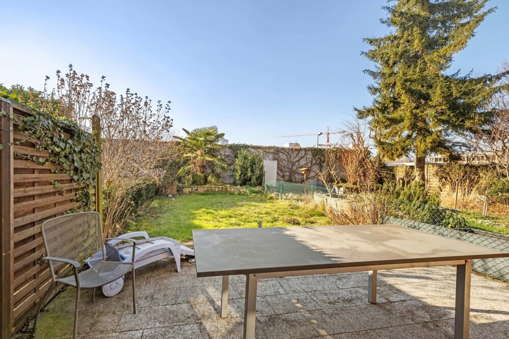 Garten mit Sitzplatz - Kopie