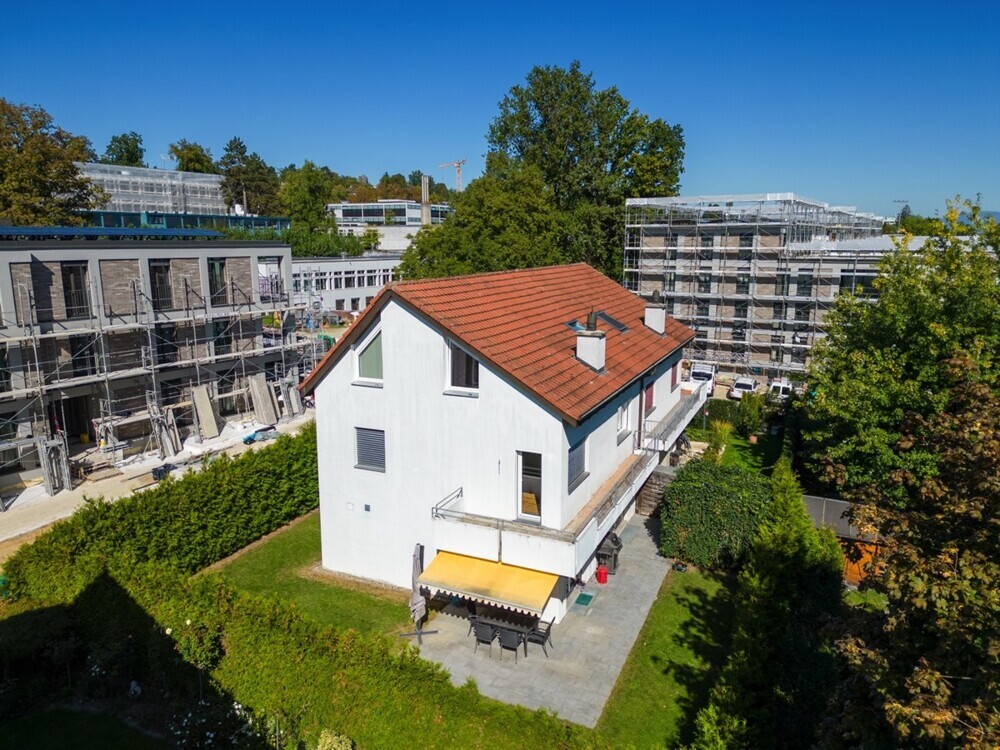 Ost-Südfassade