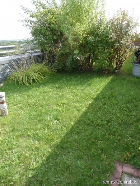 Terrasse mit Garten
