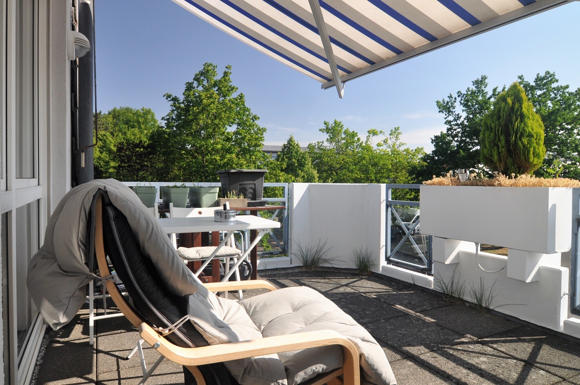 Herrlicher Eckbalkon