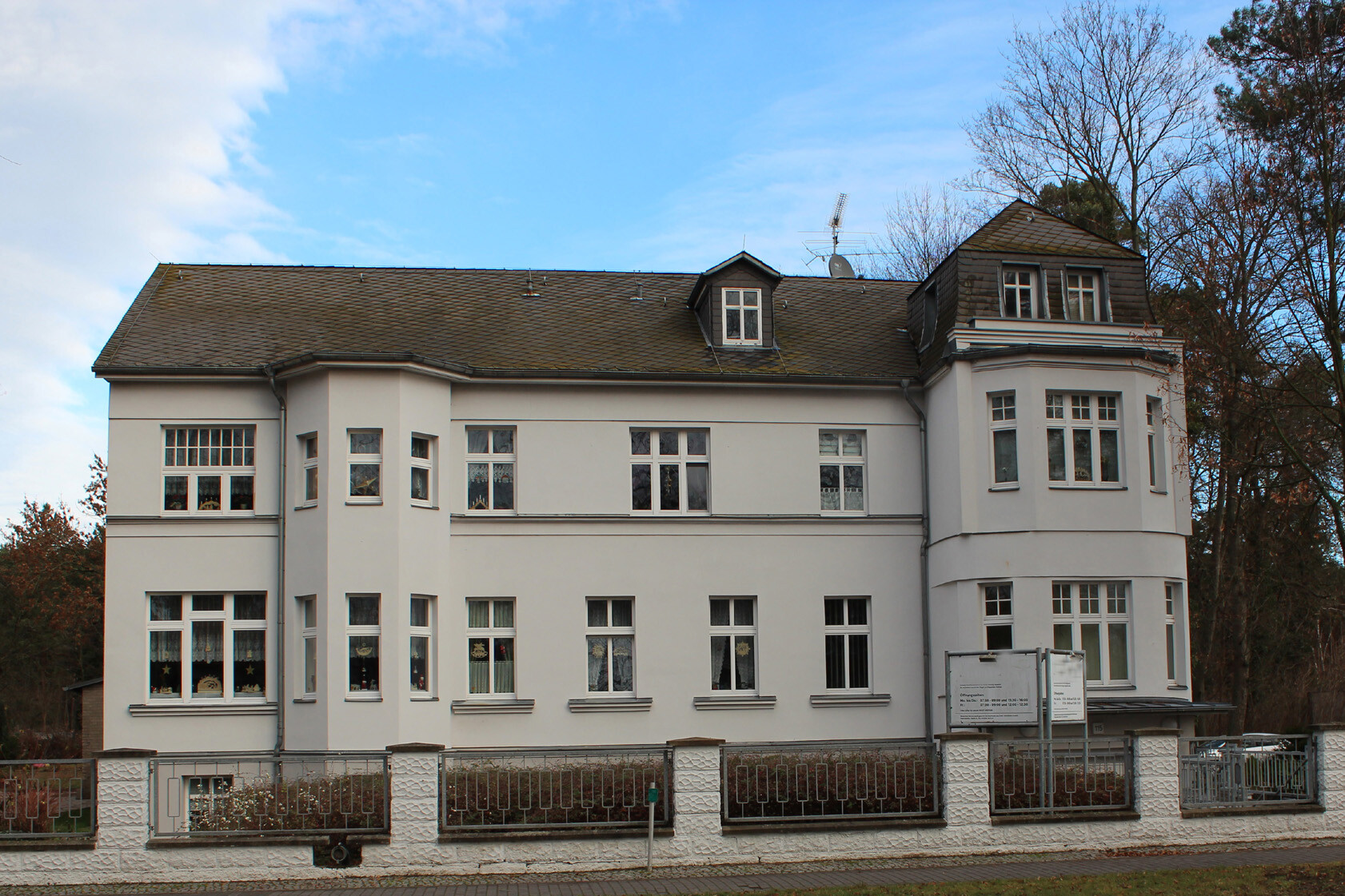 Bild 11b - Straßenansicht