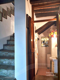 RIF 3024 Treppe und WC im EG