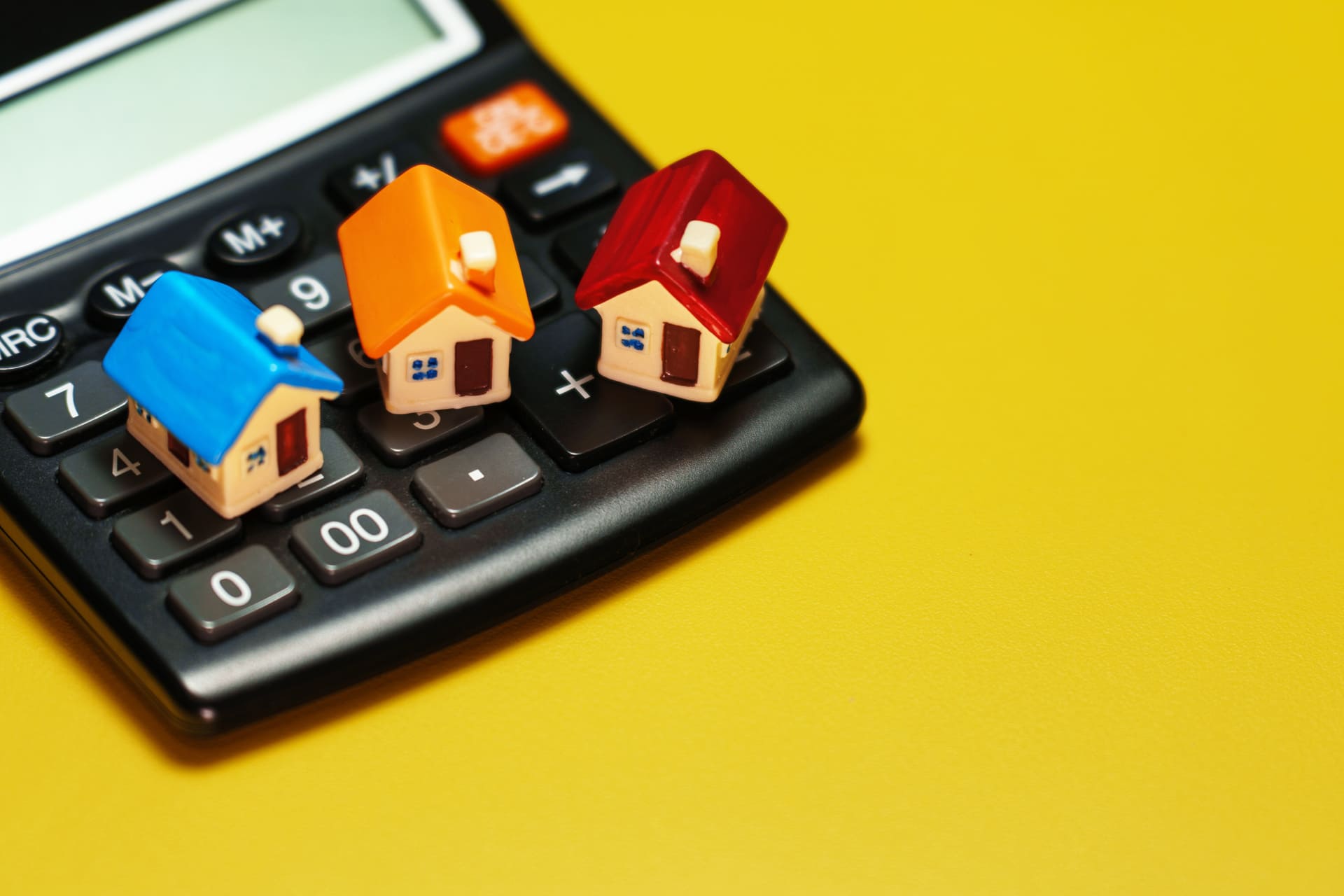 Modellhäuser auf Taschenrechner