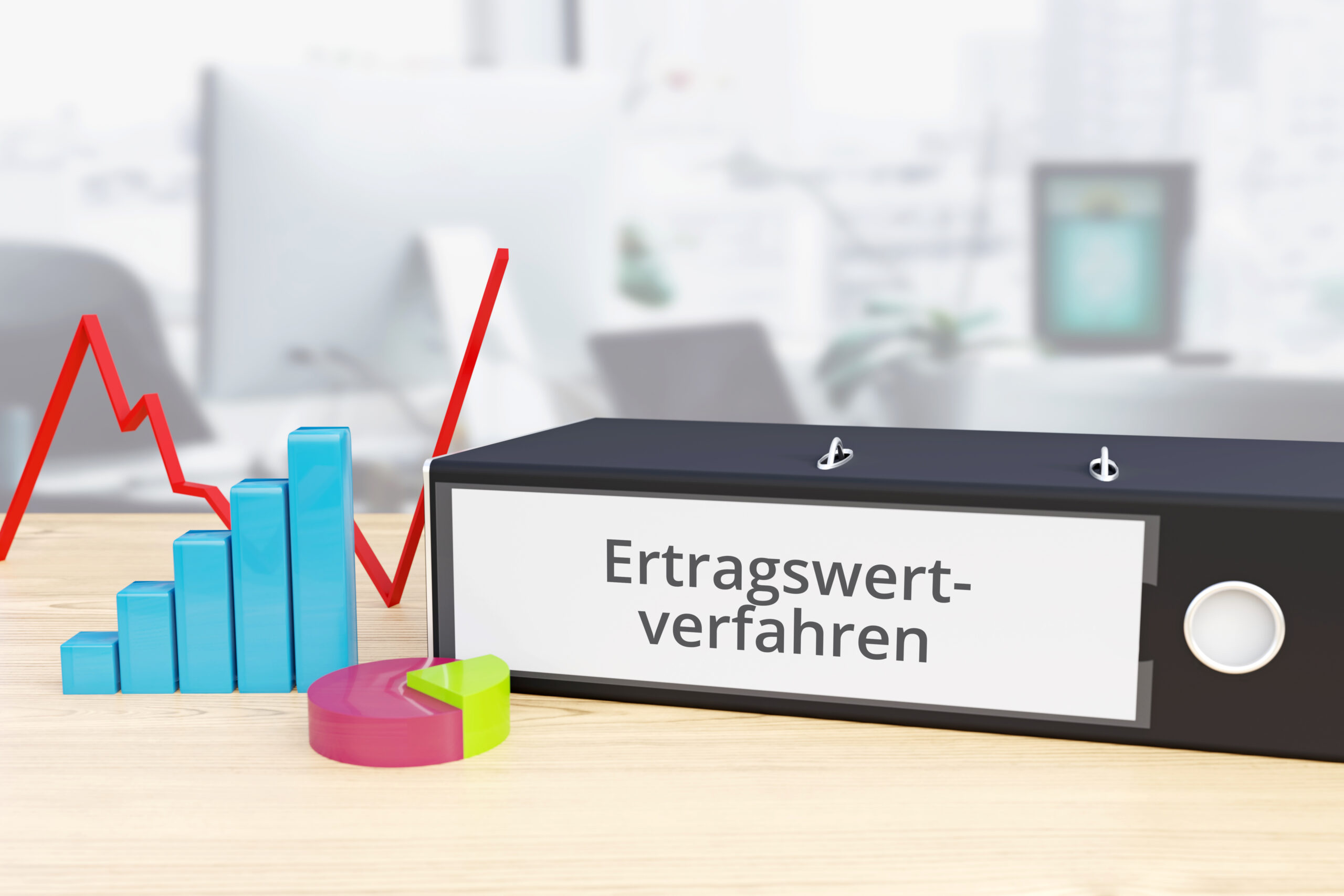 Ordner mit der Aufschrift "Ertragswertverfahren", daneben verschiedene Statistiken