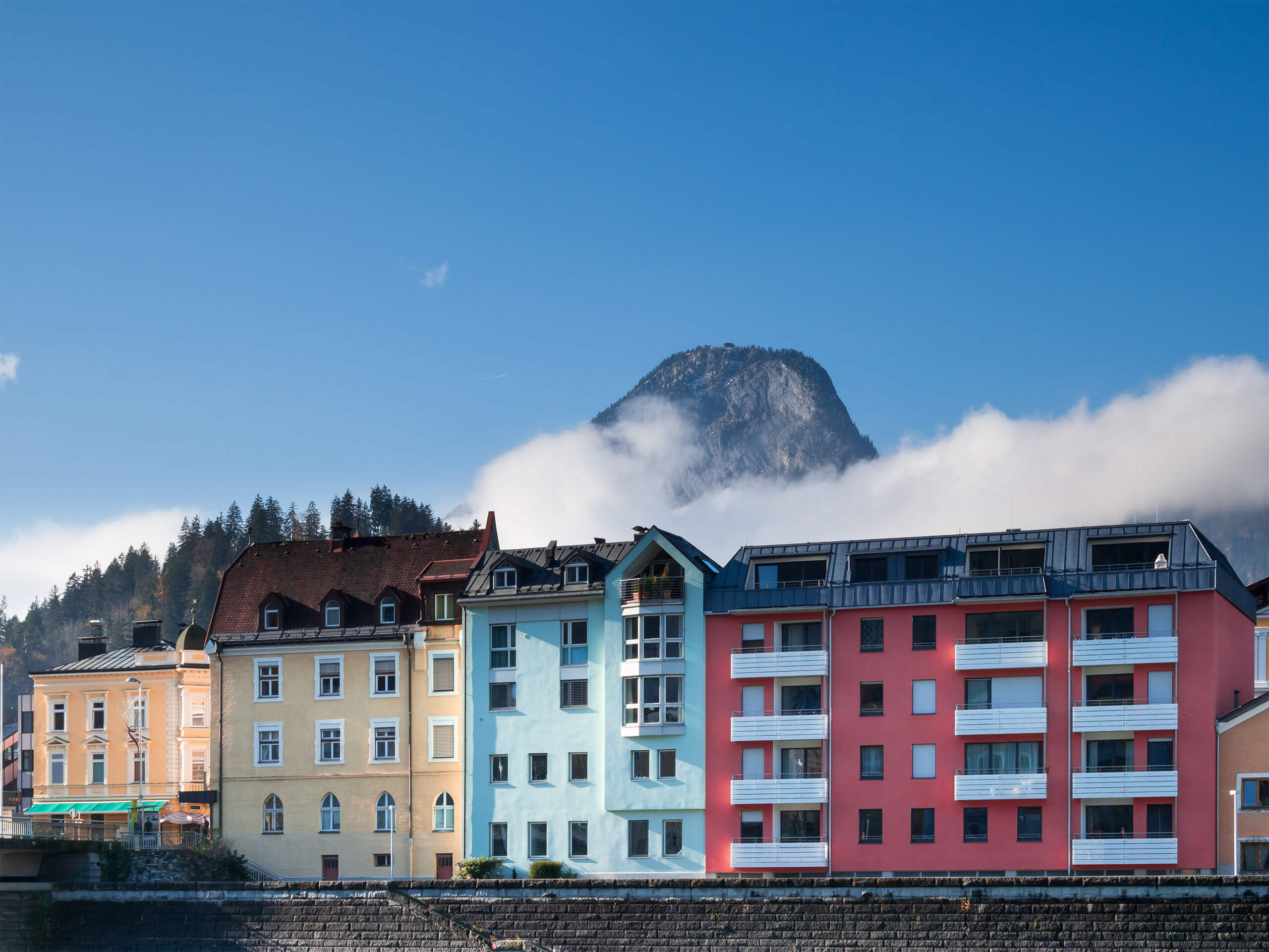Häuser in Kufstein, Österreich, im Tätigkeitsgebiet in Kufstein