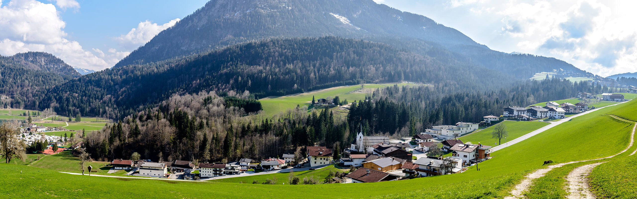 Luftansicht auf Thiersee