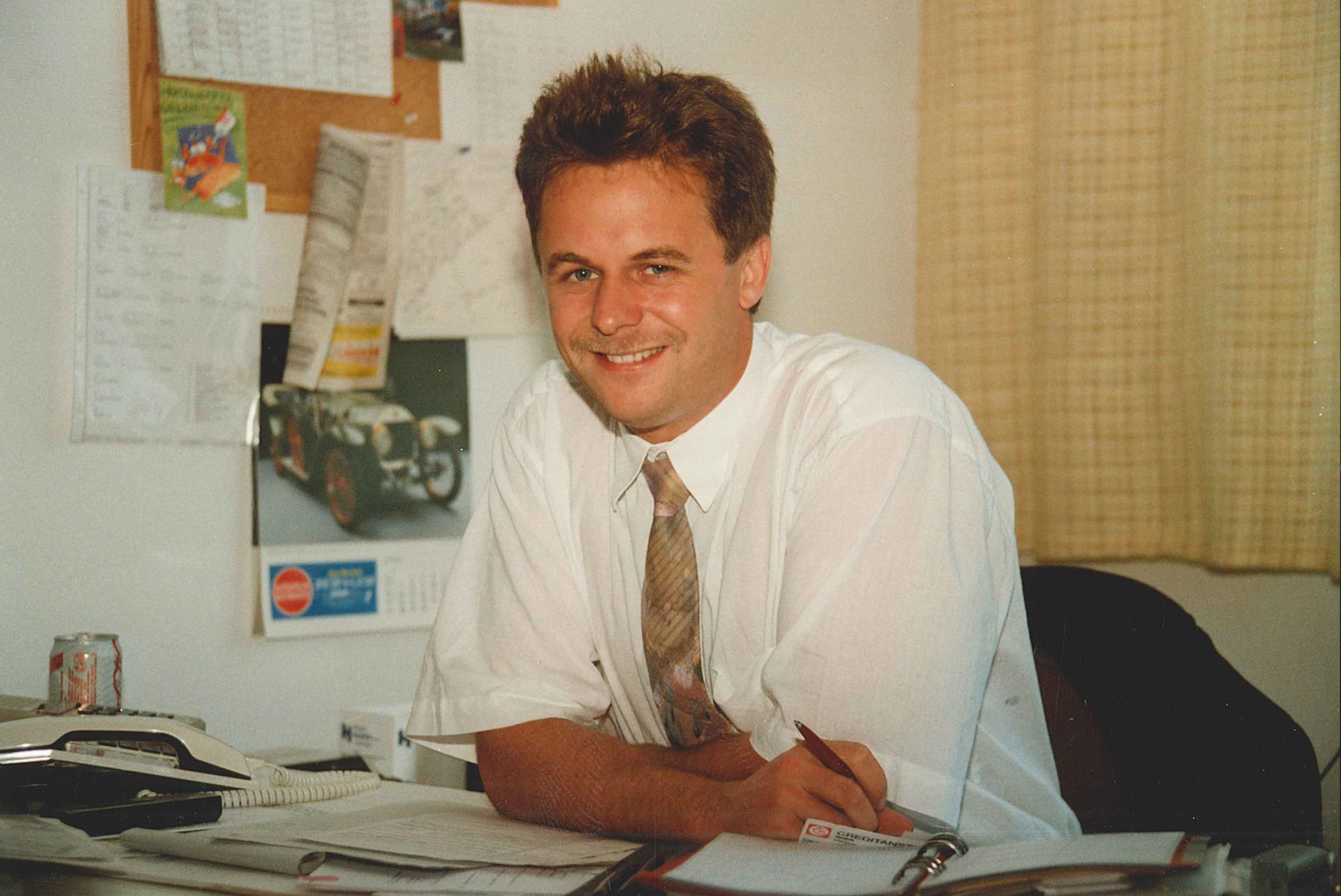 Roman Rezac Junior im Büro