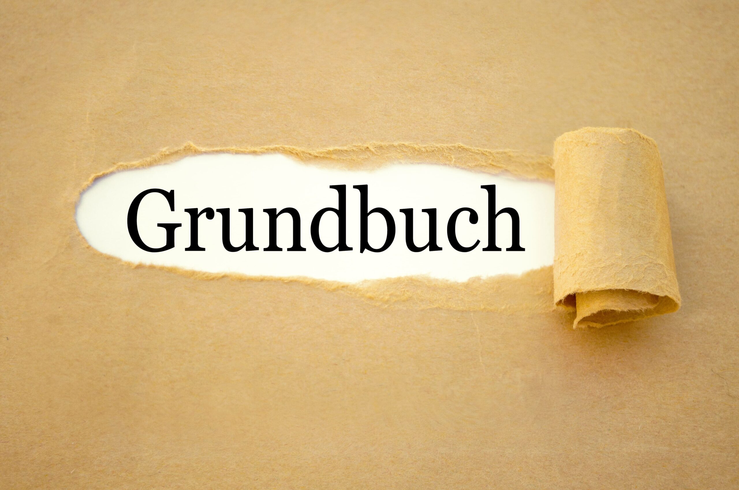 Umschlag mit Aufschrift Grundbuch