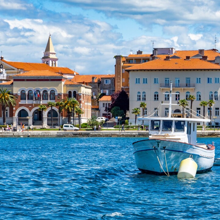 Hafen und Altstadt Porec in Istrien, Kroatien.