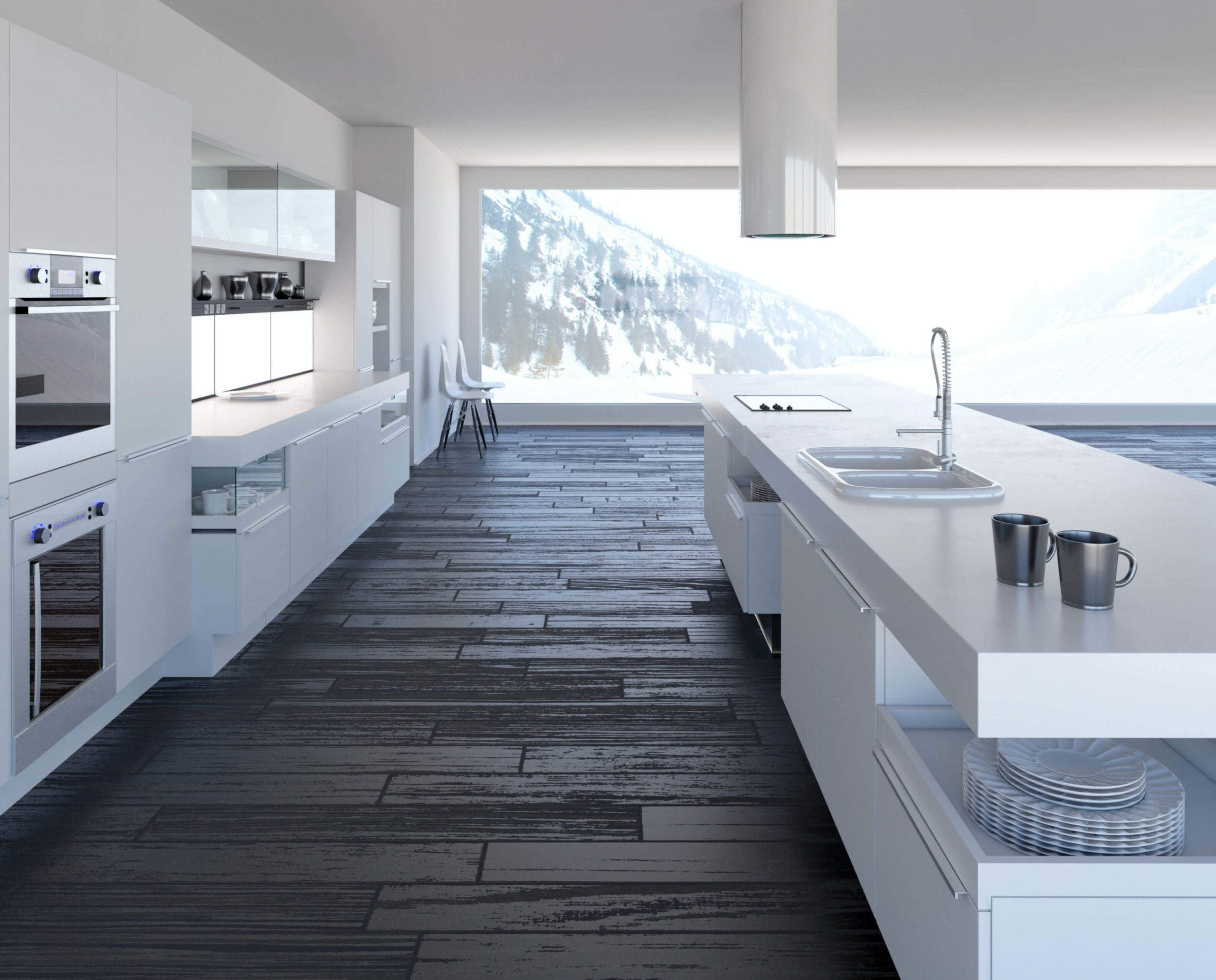 Bild einer weißen Küche mit großem Fenster und Bergen