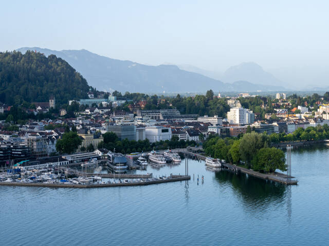 Blick auf den Hafen von Vorarlberg