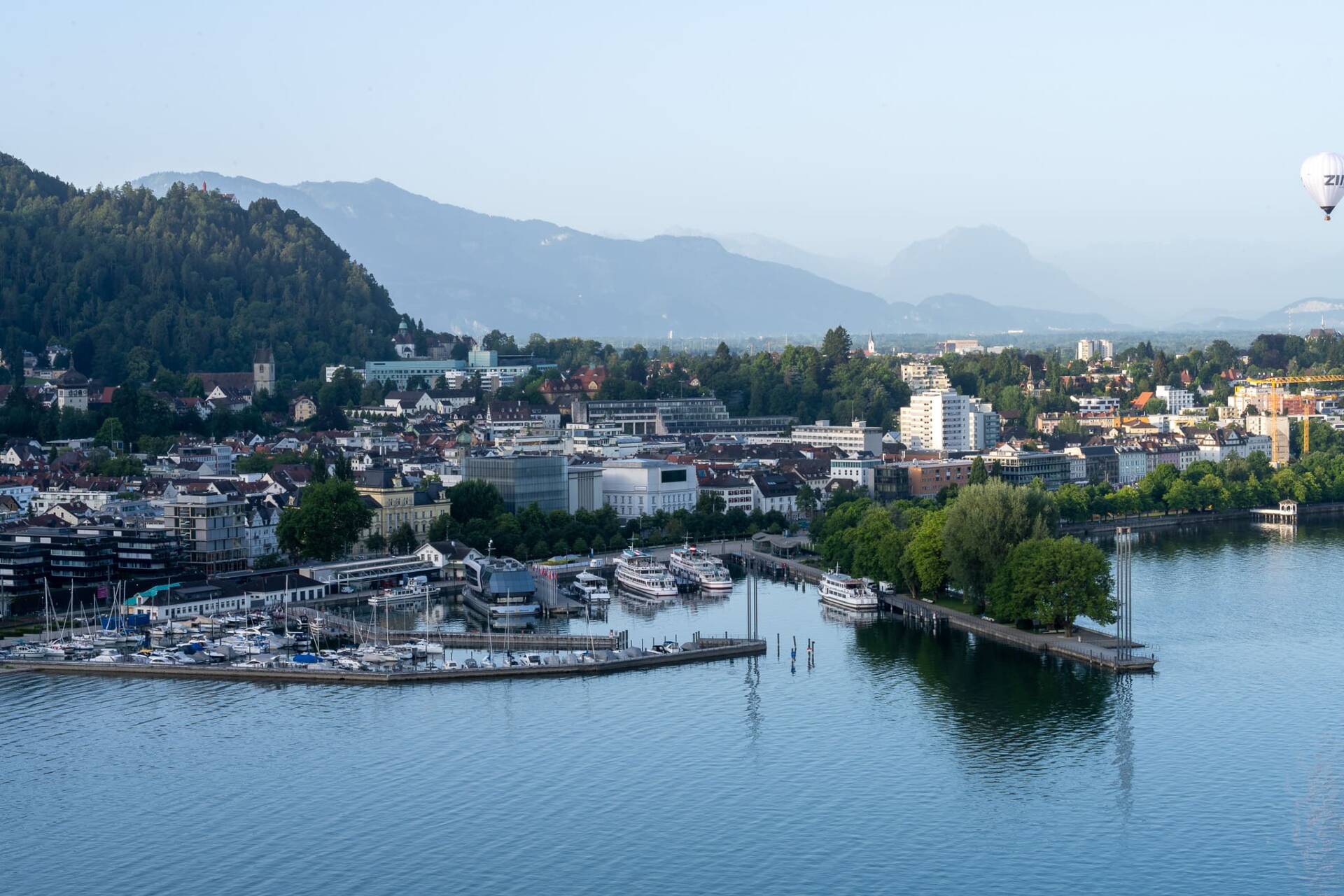 Blick auf den Hafen von Vorarlberg