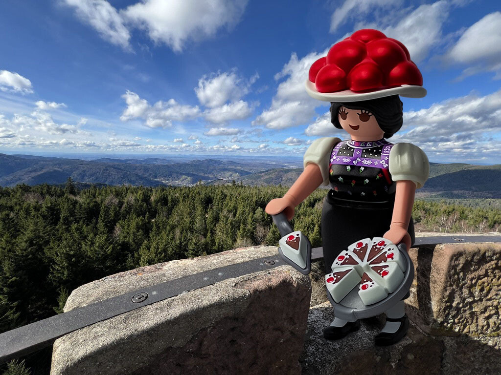 Die Playmobilfigur visialisiert die Verbundenheit der Bevölkerung mit Ihrer Heimat