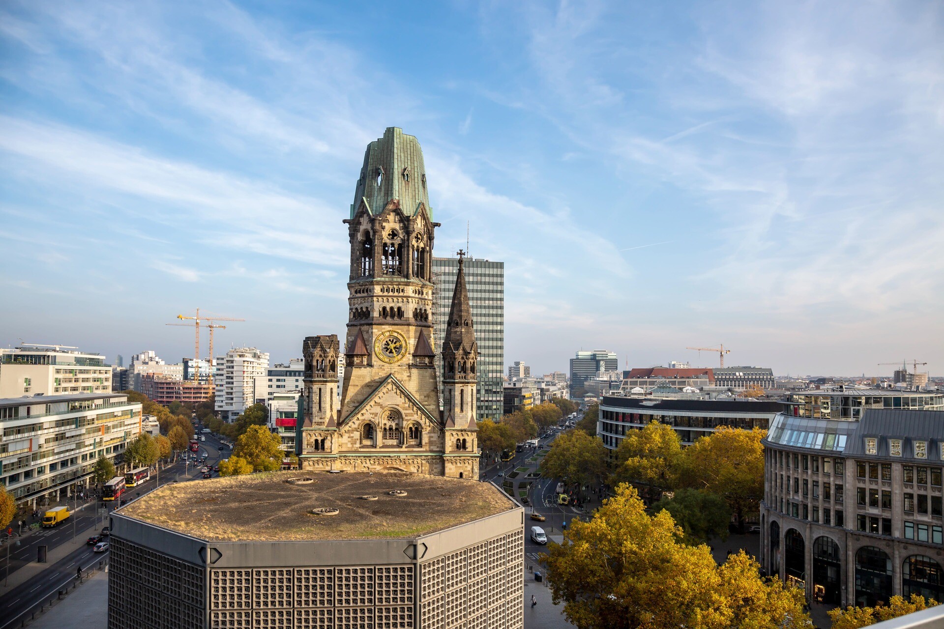 Aussicht von oben auf den Kurfürstendamm