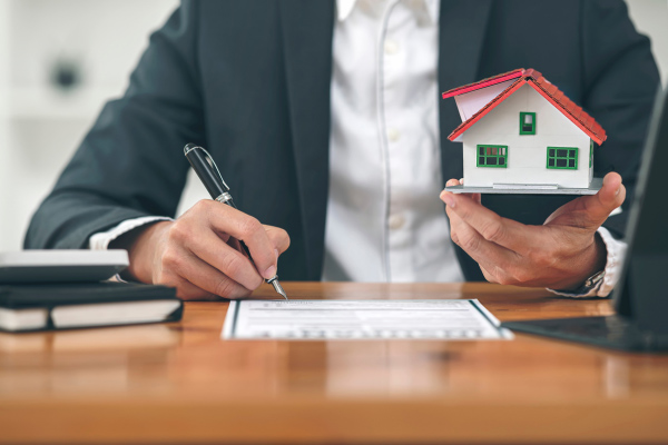 haus-verkaufen-ohne-makler-dornbusch-immobilien-vertragsunterzeichnung