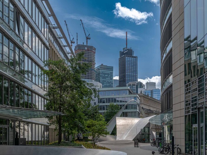 immobilienmakler-westend-frankfurt-modern-business-dornbusch-immobilien