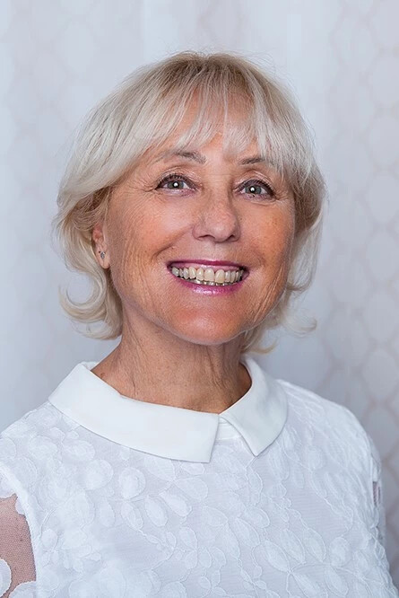 Ursula Prieur.