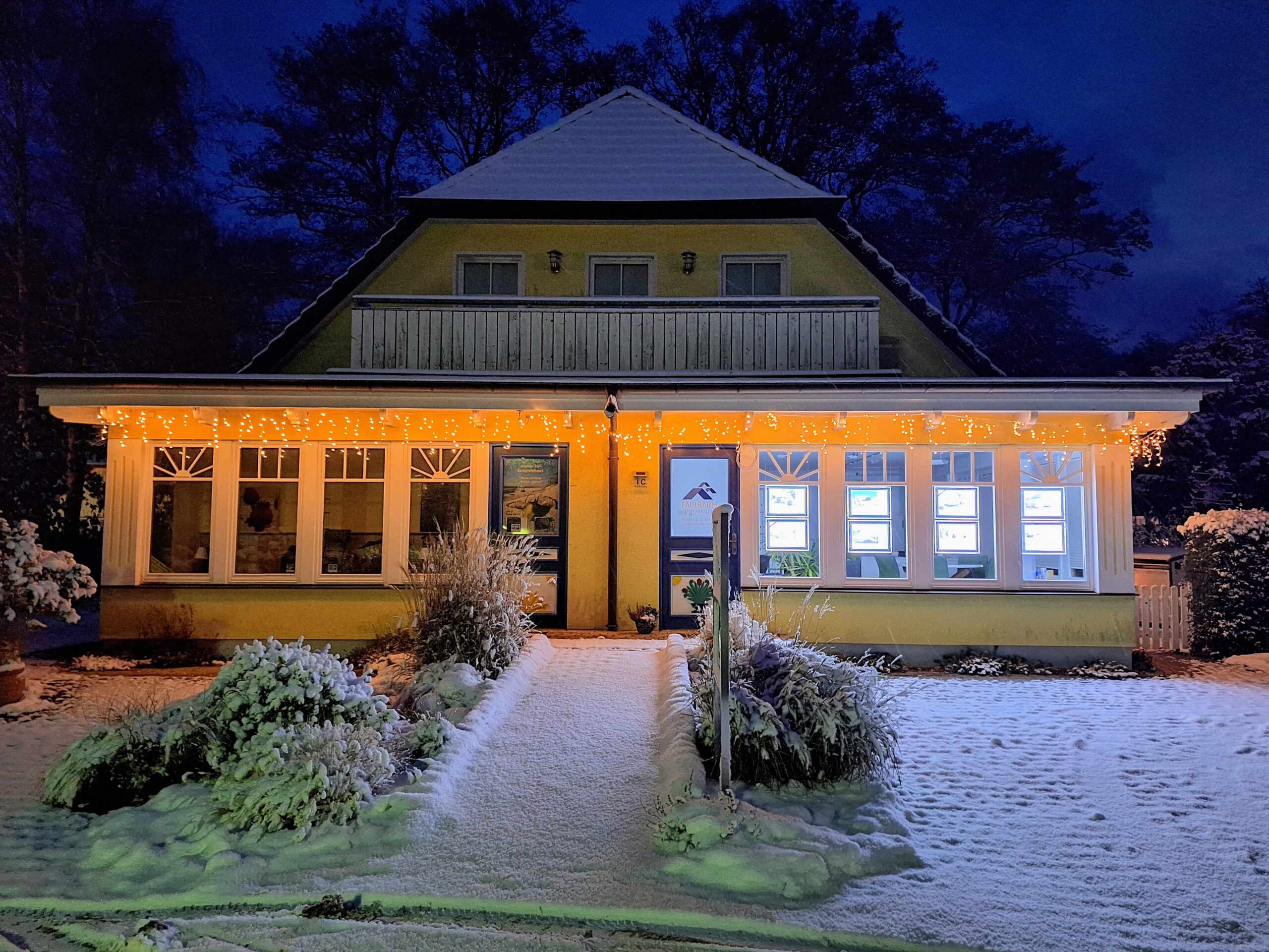 Ferienvermietung bei Nacht