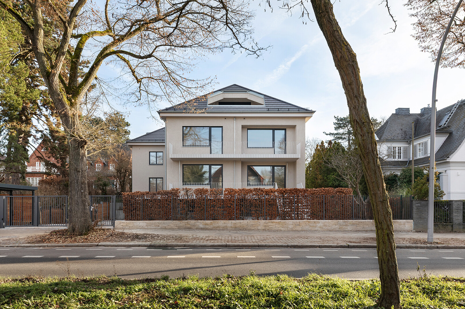 Hausansicht einer Mehrfamilienvilla in Dahlem