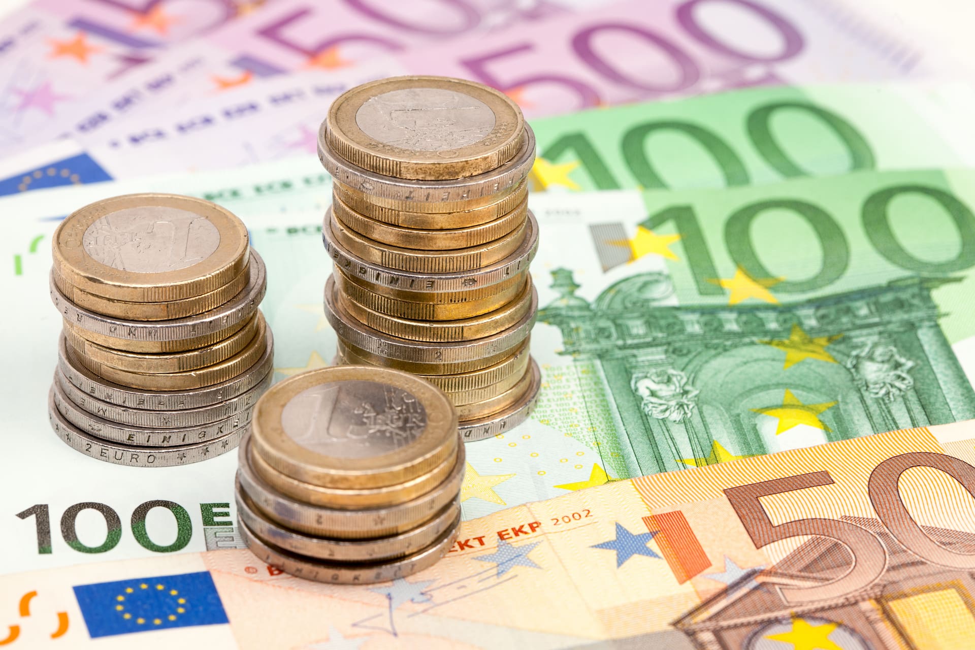 Euro-Münzen und Scheine