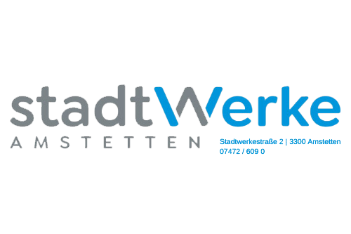 Stadtwerke Amstetten Logo mit Kontakt und Adresse auf hellem Grund.