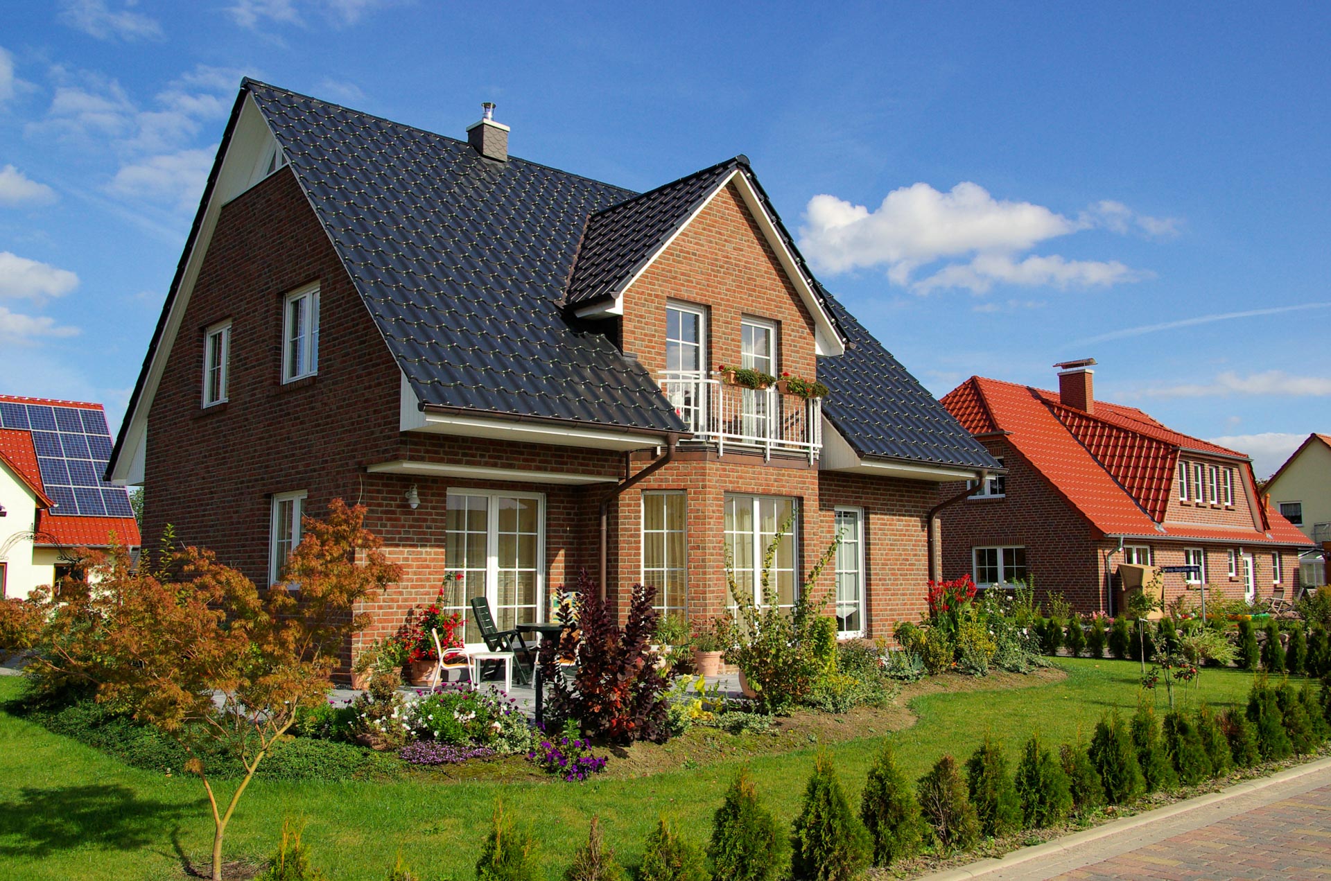 Einfamilienhaus mit Garten.