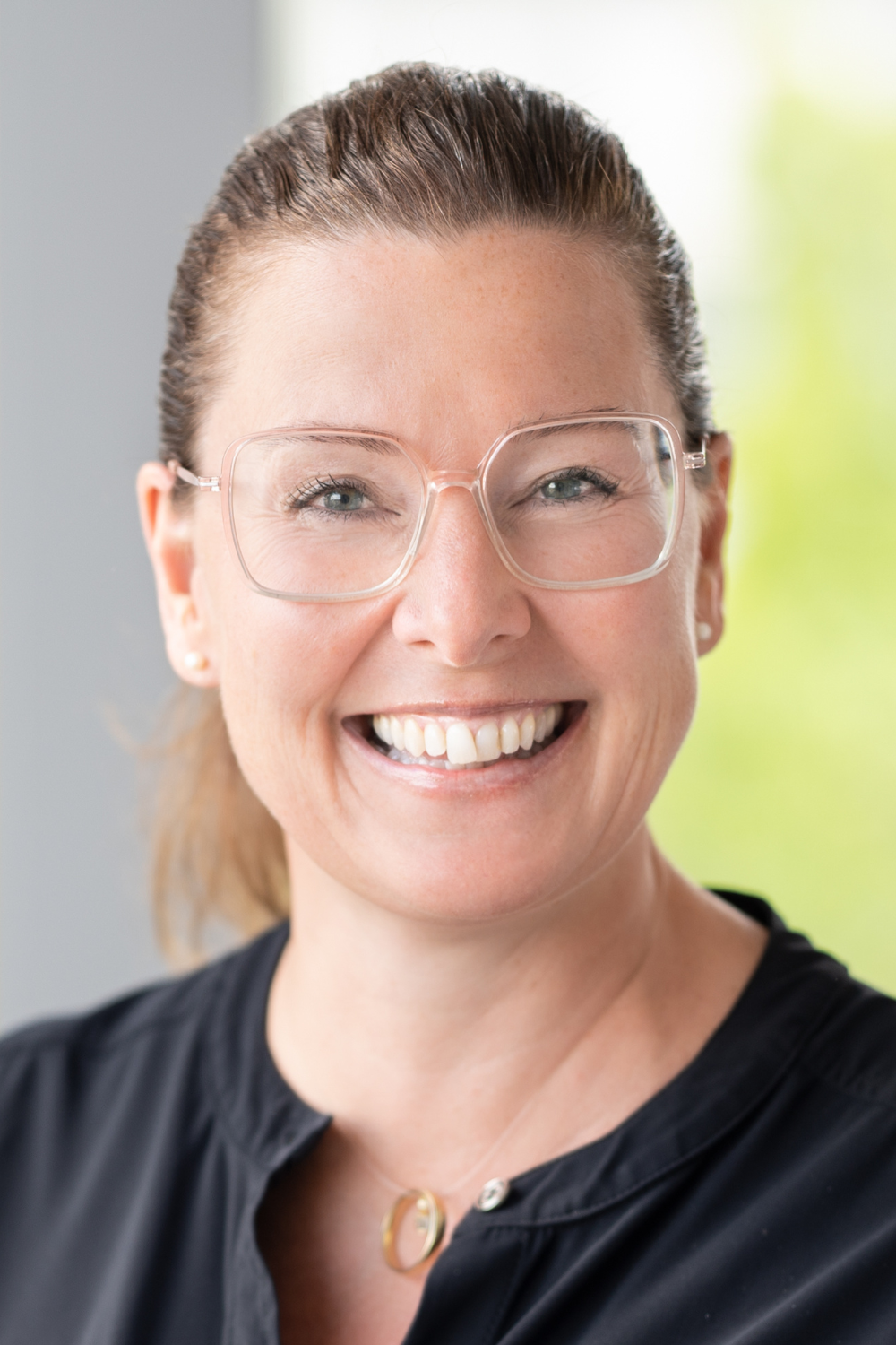 Mandy Susan Bressel.