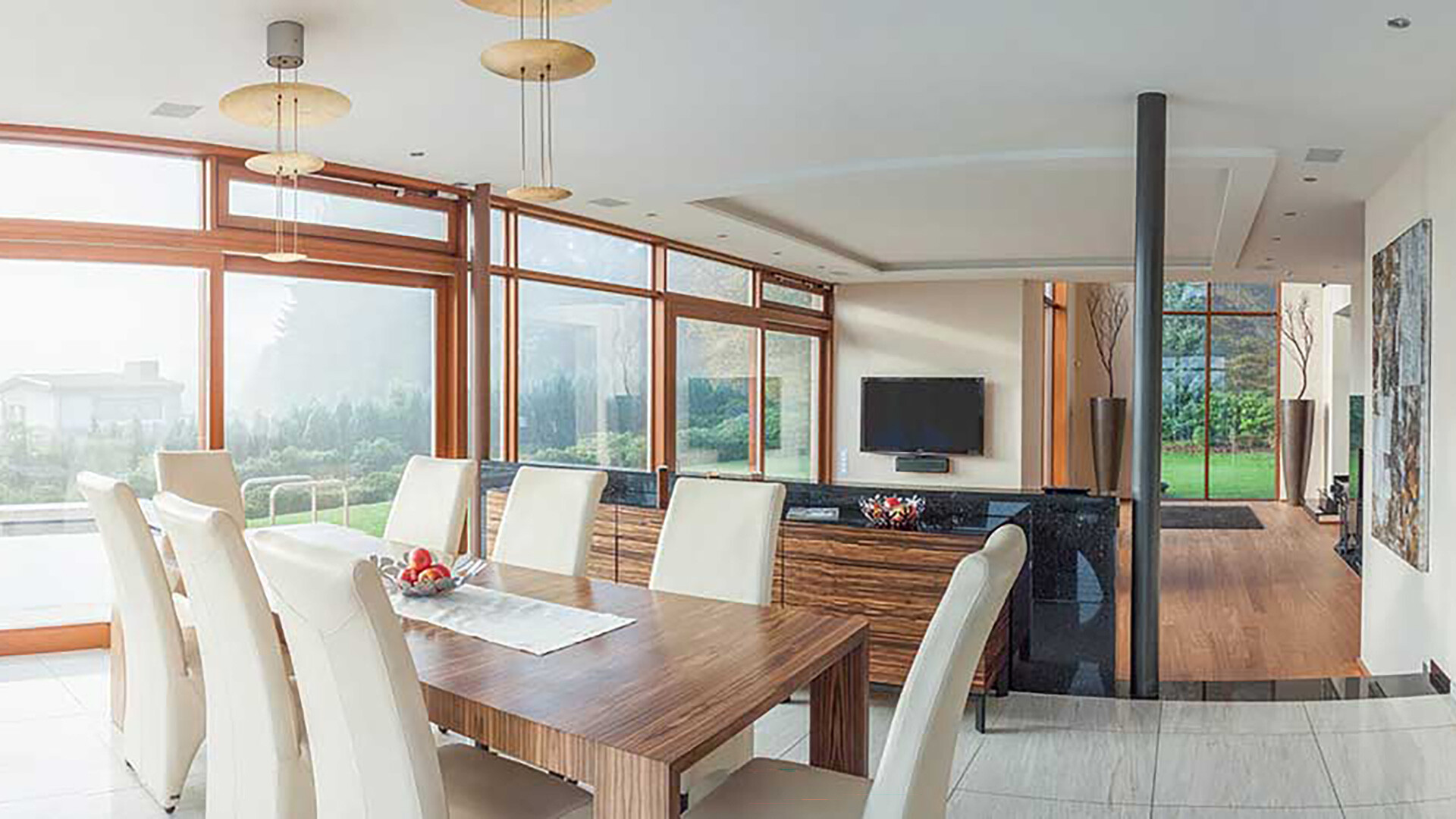 Modernes und helles Wohnzimmer.