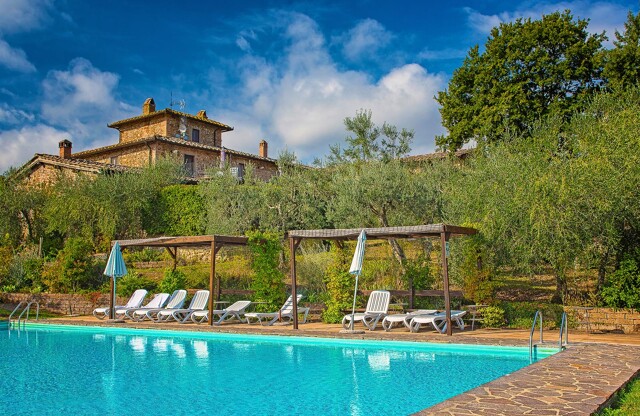 Rustico mit großem Pool