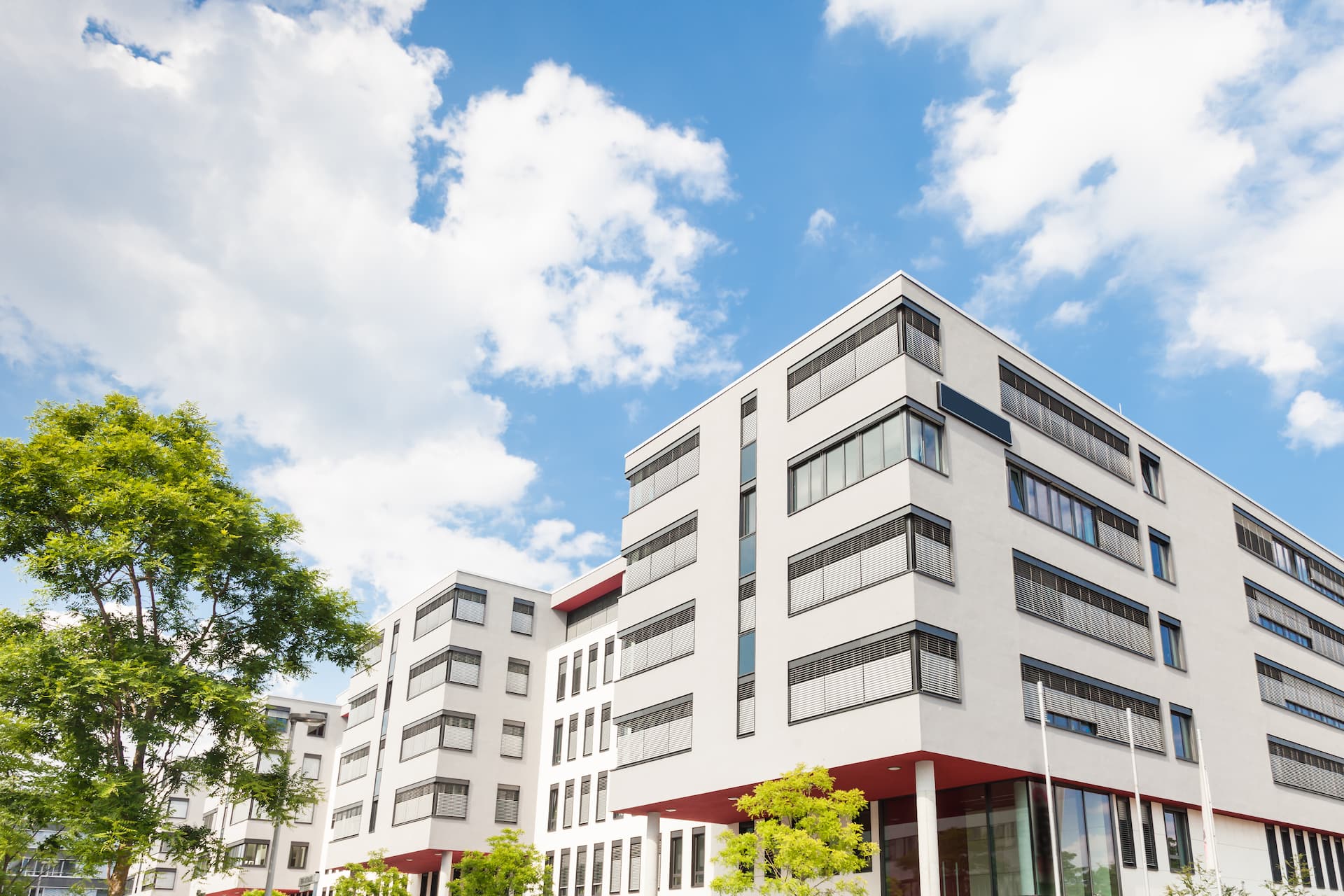 Moderner Gebäudekomplex