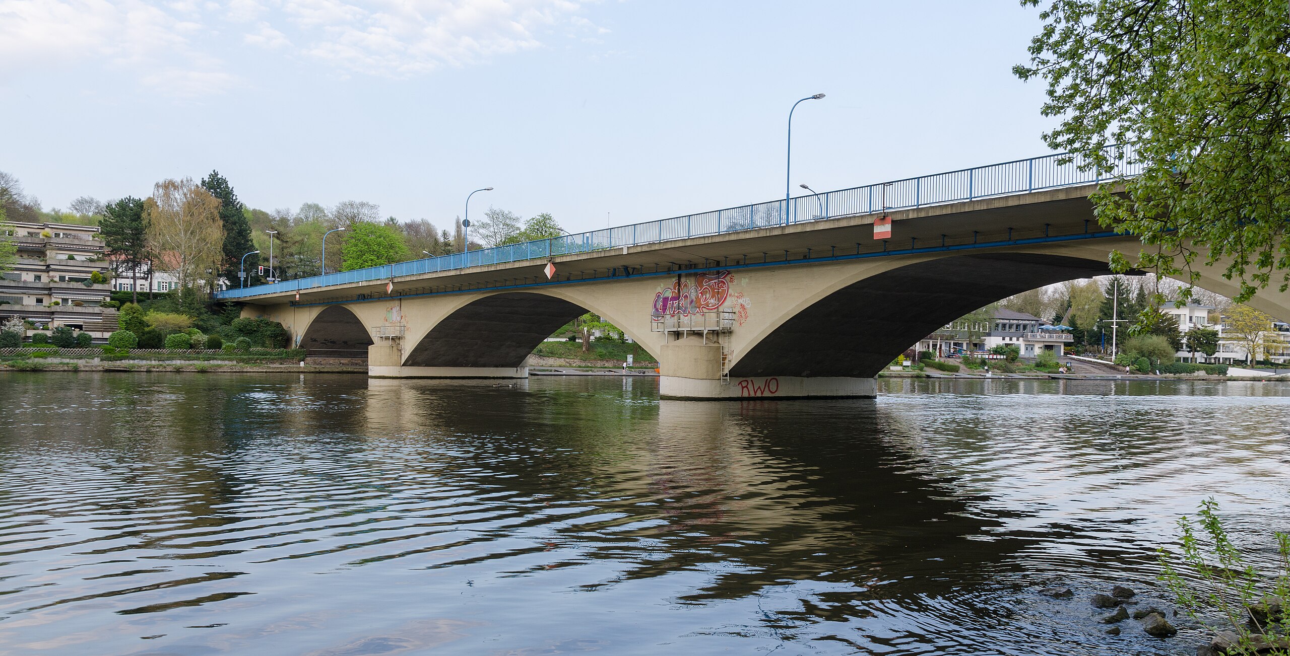 Immobilienmakler Mülheim-Menden | Lindner Immobilien