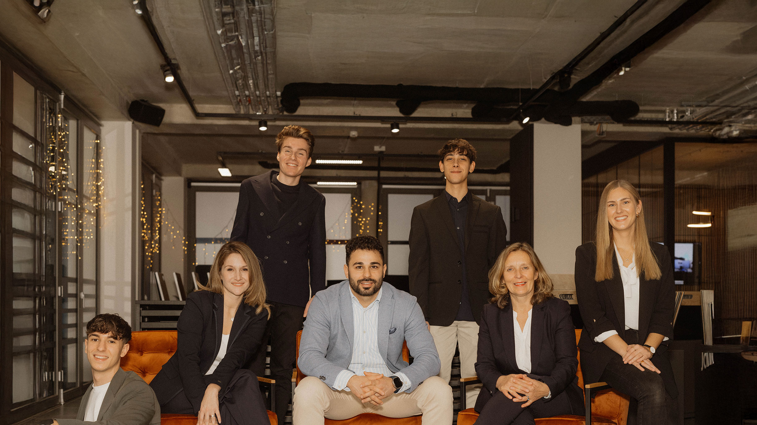 Immobilienmakler Ingolstadt – Team LOFT21 im Büro